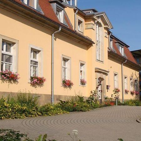 Hotel Regenbogenhaus Фрайберг Экстерьер фото